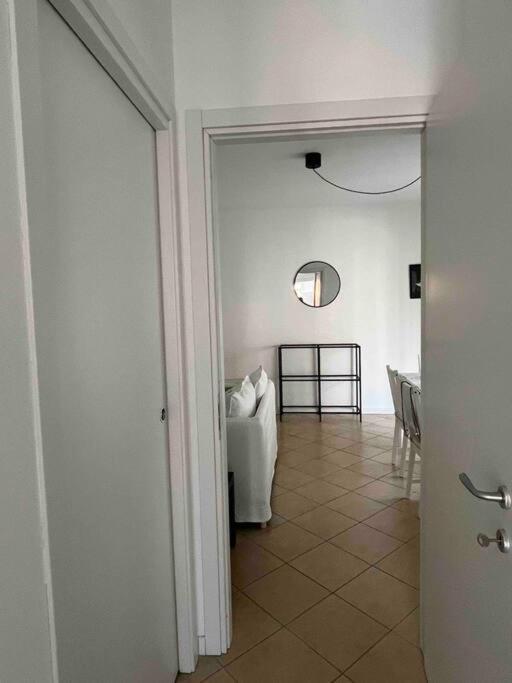 Apartamento Luminoso Trilocale Affori Centro Milán Exterior foto