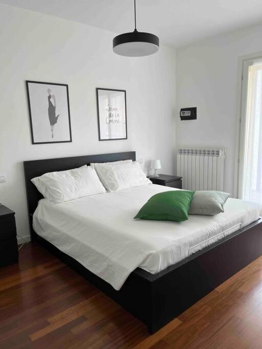 Apartamento Luminoso Trilocale Affori Centro Milán Exterior foto
