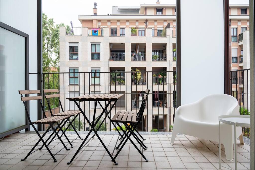 Apartamento Luminoso Trilocale Affori Centro Milán Exterior foto