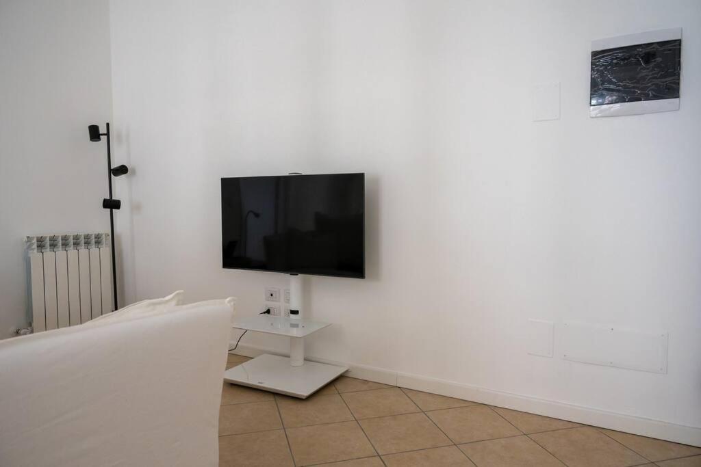 Apartamento Luminoso Trilocale Affori Centro Milán Exterior foto